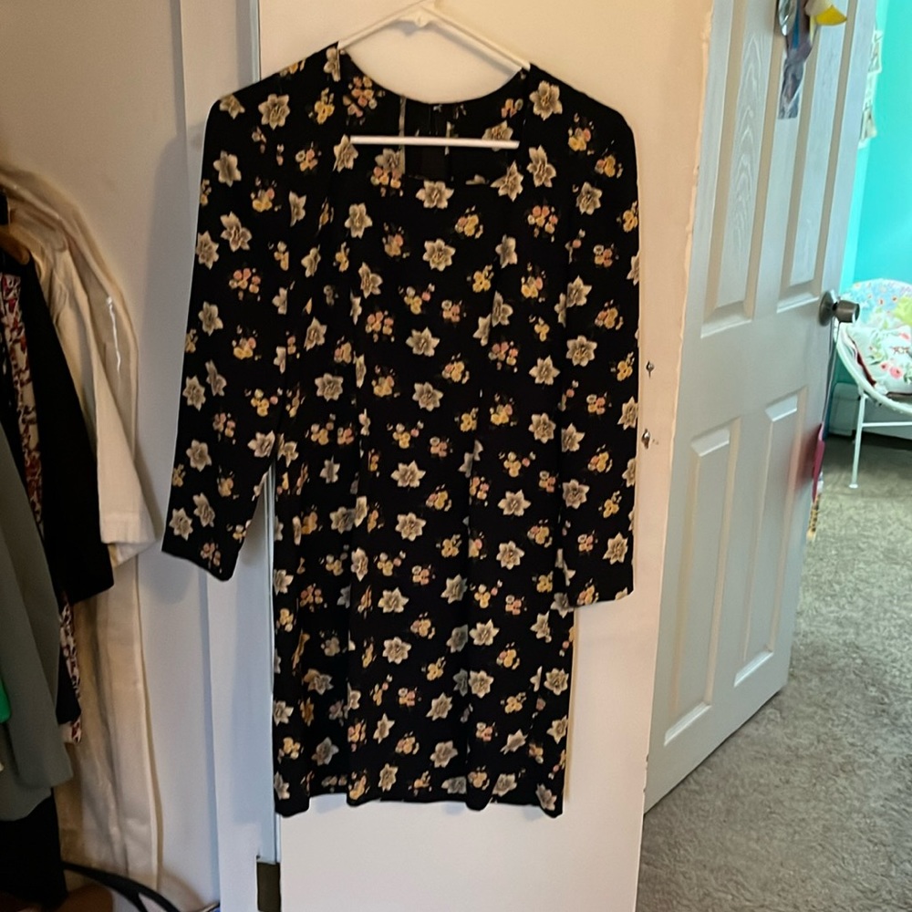 Sweet floral print vintage dress navy long sleeved mini women’s size small 4